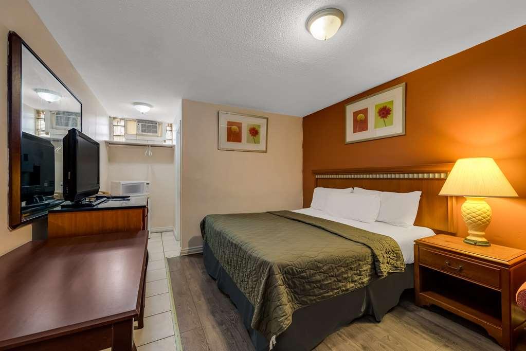 Knights Inn Burlington Szoba fotó